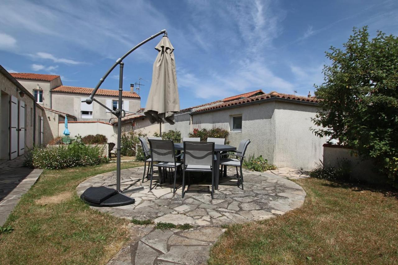 Appartement A Rochefort Bagian luar foto