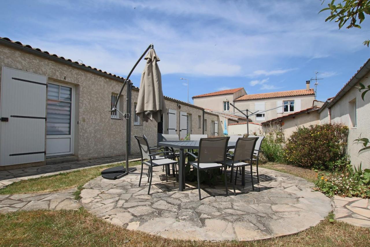 Appartement A Rochefort Bagian luar foto